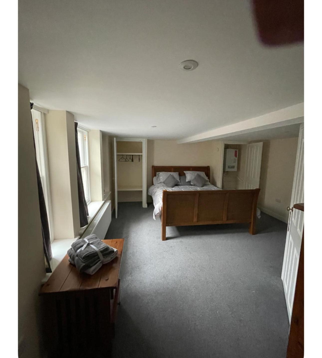 1 Hatton House 2 Bedroom 2 Bathroom Spacious Basement Flat Newark-on-Trent (Nottinghamshire) Exterior foto